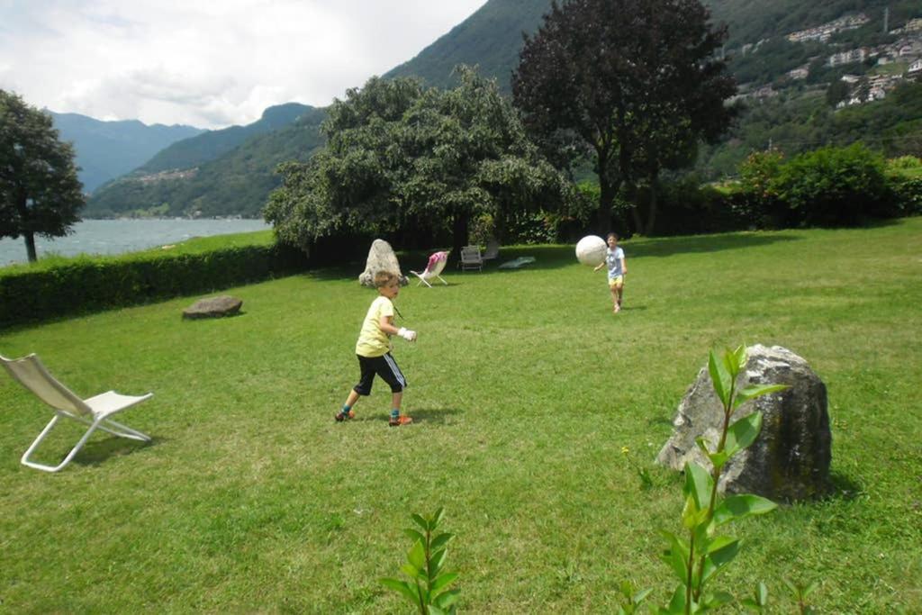 Favoloso Appartamento Fronte Lago, Gera Lario Zewnętrze zdjęcie